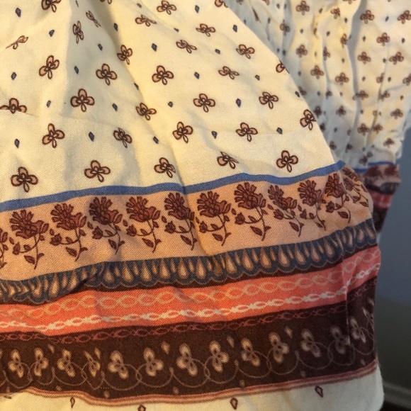 Floral Tank Top - Picture 5 of 6